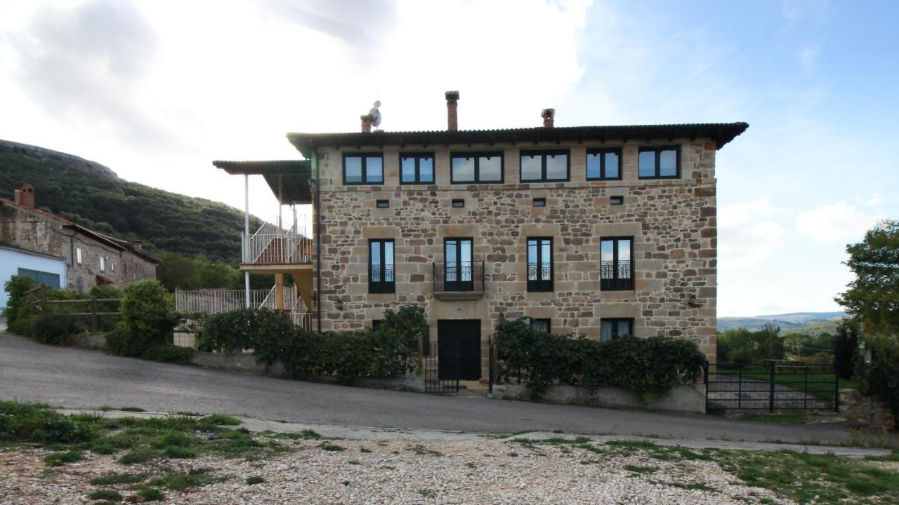 La Romanika De Fellini San Martin de Elines Exterior photo