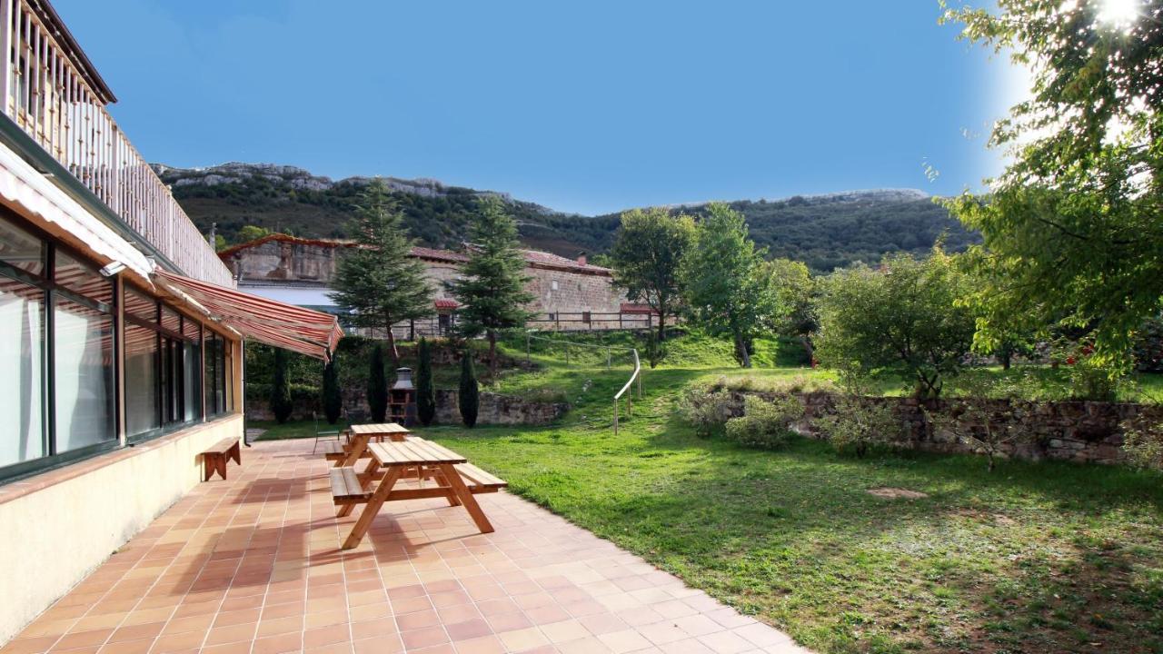 La Romanika De Fellini San Martin de Elines Exterior photo