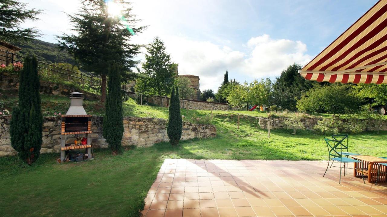 La Romanika De Fellini San Martin de Elines Exterior photo